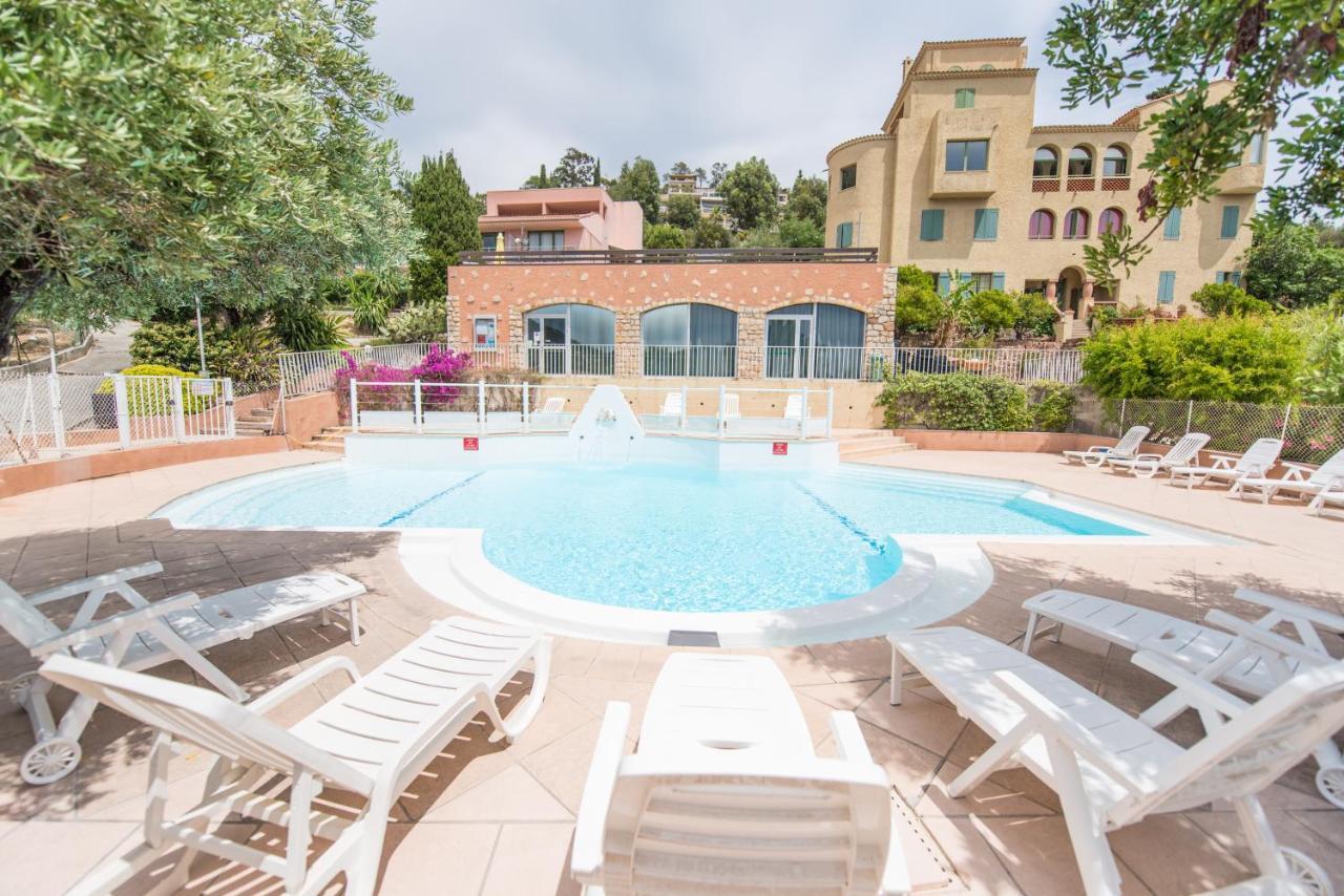 Village Vacances Lou Castelet Theoule-sur-Mer Bagian luar foto